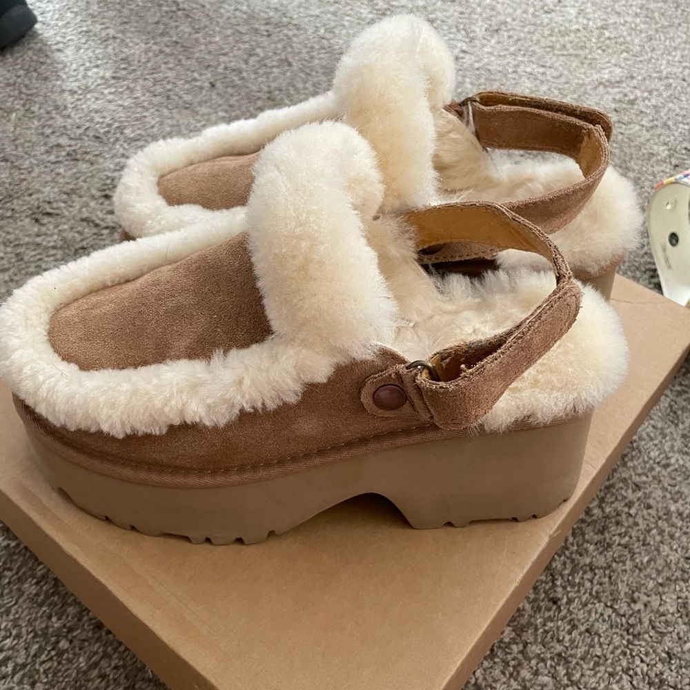 Cozy Tan Shearling Women's Platform Clogs